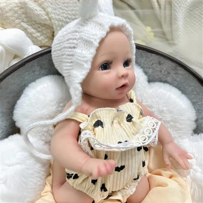 How do I choose the right silicone newborn baby girl doll?